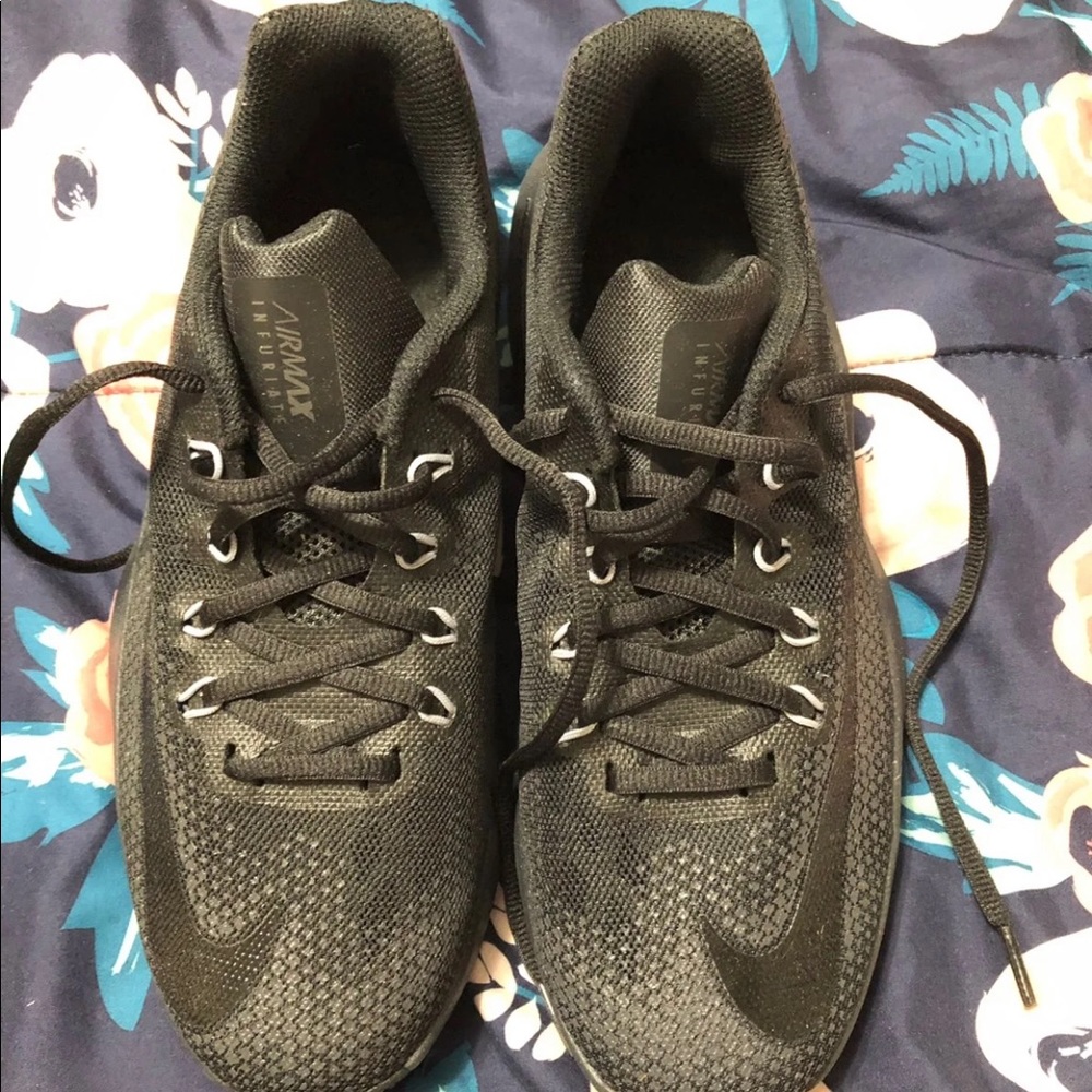 Boys Nike’s - brand new